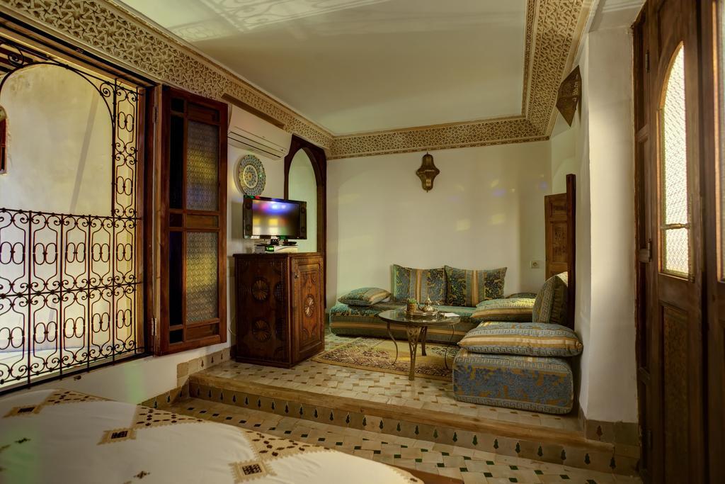 Riad Salam Fes Hotel Exterior photo